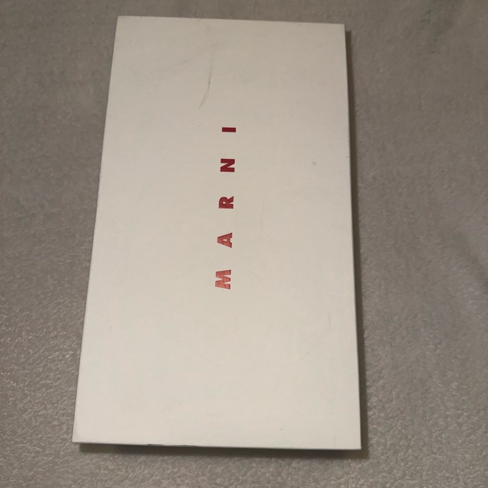 🛍️ Marni logo sneakers - Picture 2 of 5